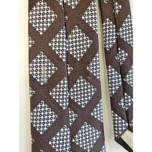 Brown/White Dots Checkered Pattern Neck Tie, 3.75'' x 58'' - Picture 4 of 4
